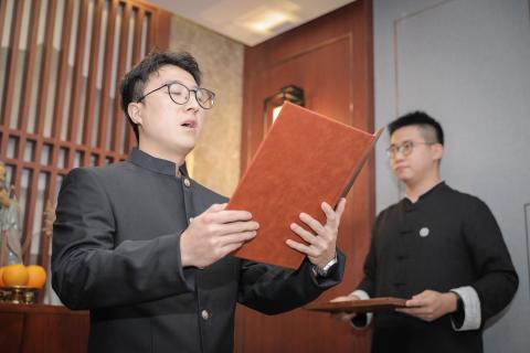 罗湖区委统战部副部长、工商联党组书记叶志伟一行到金海岸娱乐调研