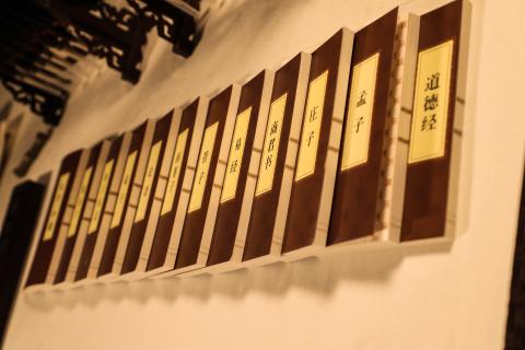 金海岸娱乐：以“变”转“机”赋能企业成长